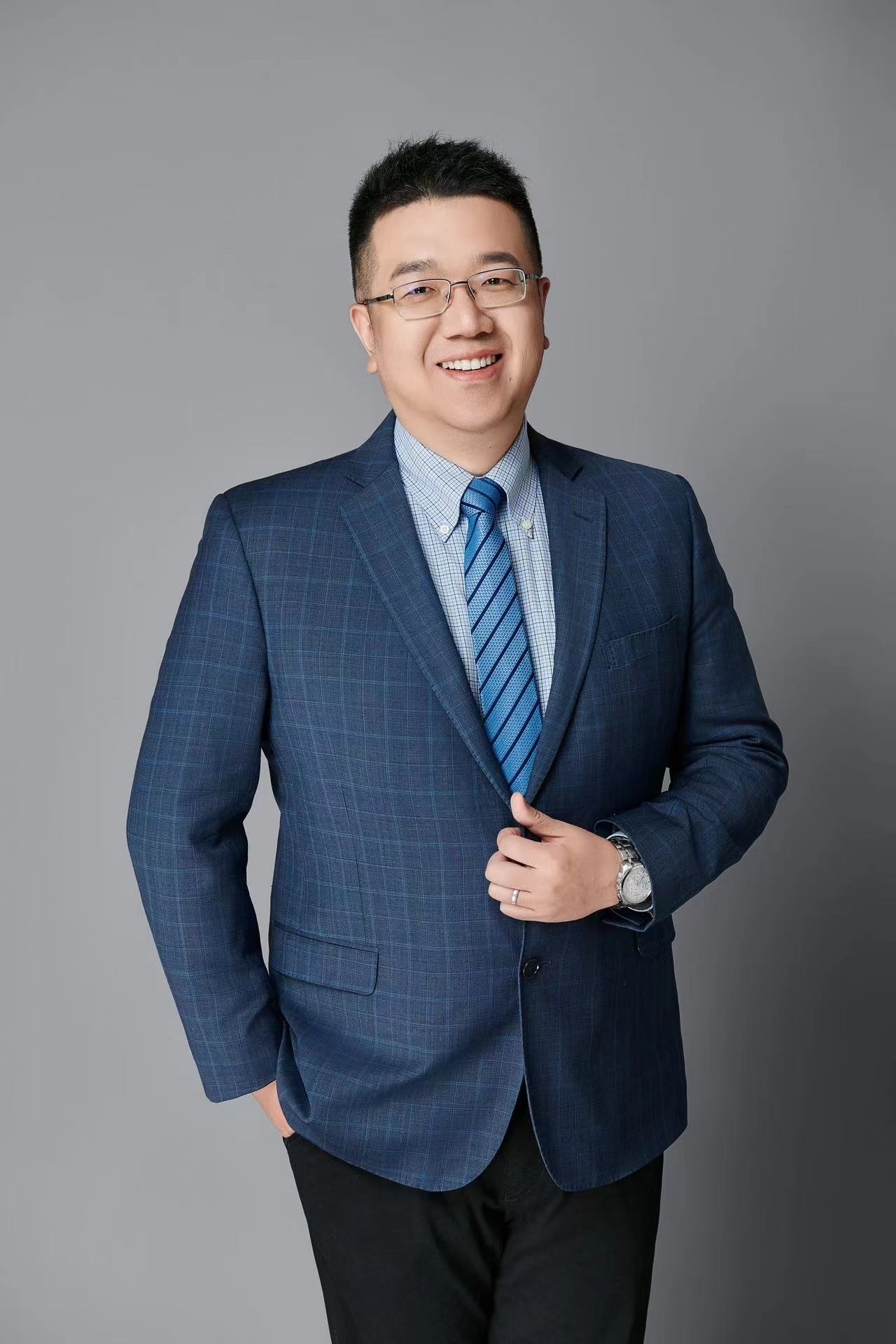 不確定時(shí)代下的攻守兼?zhèn)洹旨t產(chǎn)品銷售策略特訓(xùn)營